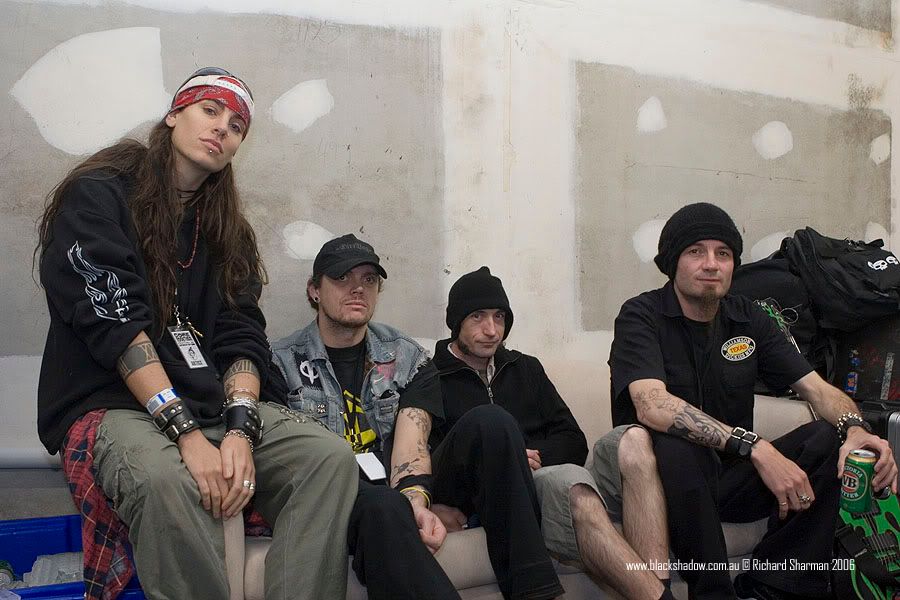 IMAGE: http://i29.photobucket.com/albums/c251/spindoctor66/40de1483.jpg