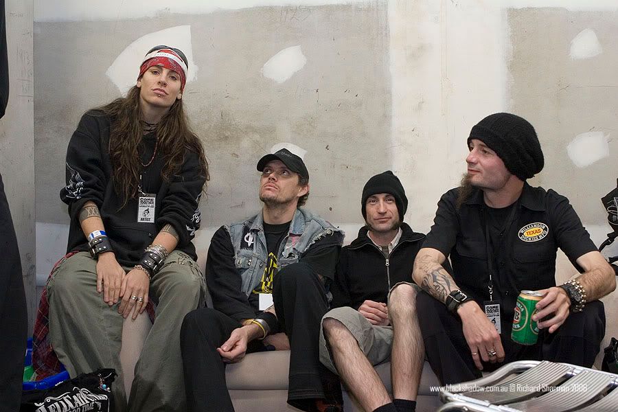 IMAGE: http://i29.photobucket.com/albums/c251/spindoctor66/82f11933.jpg