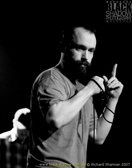 IMAGE: http://i29.photobucket.com/albums/c251/spindoctor66/Clutch%20-%20Saturday/sat30.jpg