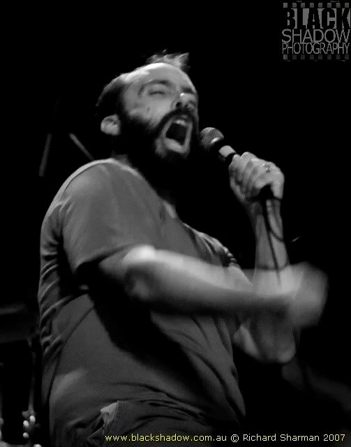 IMAGE: http://i29.photobucket.com/albums/c251/spindoctor66/Clutch%20-%20Sunday/sun43.jpg