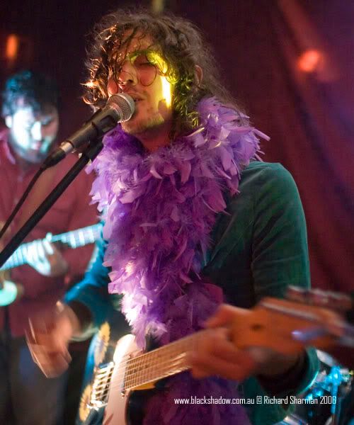 IMAGE: http://i29.photobucket.com/albums/c251/spindoctor66/DRM05.jpg