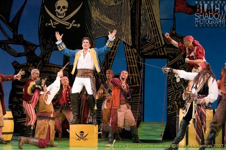 IMAGE: http://i29.photobucket.com/albums/c251/spindoctor66/Pirates%20of%20Penzance/POP03.jpg