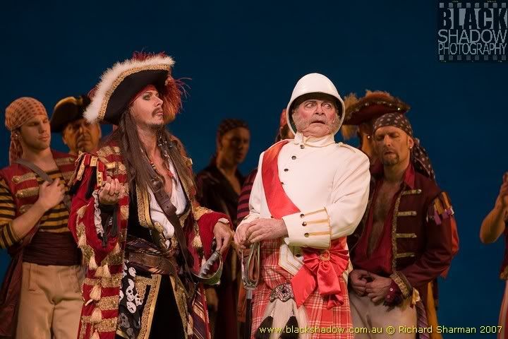 IMAGE: http://i29.photobucket.com/albums/c251/spindoctor66/Pirates%20of%20Penzance/POP14.jpg