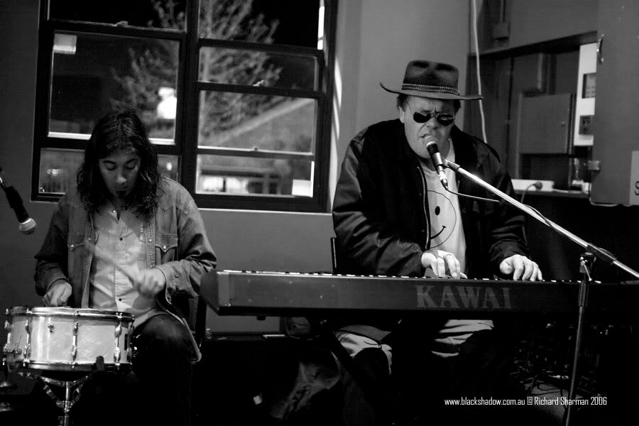 IMAGE: http://i29.photobucket.com/albums/c251/spindoctor66/lt015.jpg