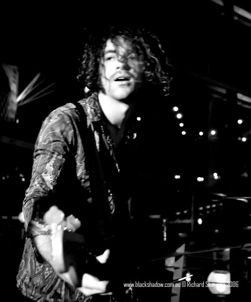 IMAGE: http://i29.photobucket.com/albums/c251/spindoctor66/rj20.jpg