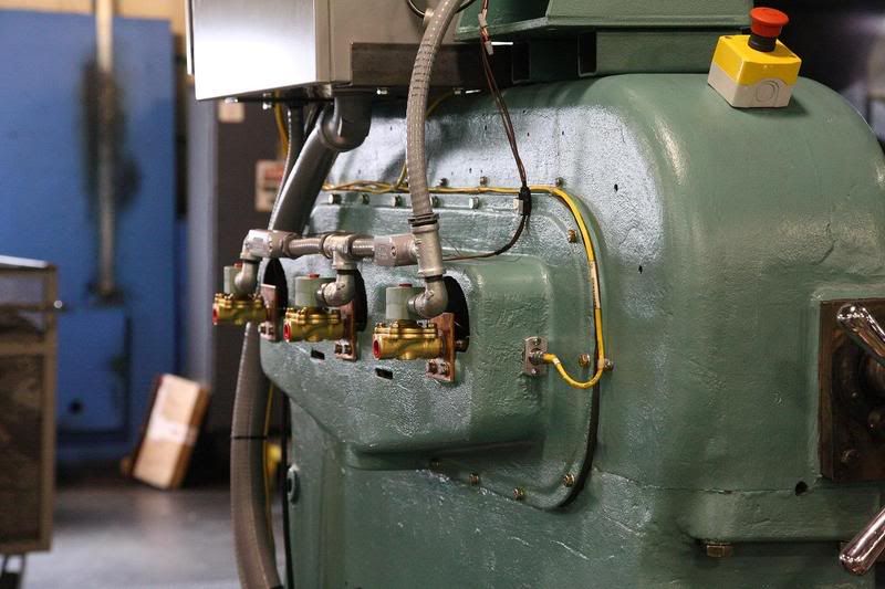 IMAGE: http://i29.photobucket.com/albums/c251/woolbr8stl/2635small.jpg