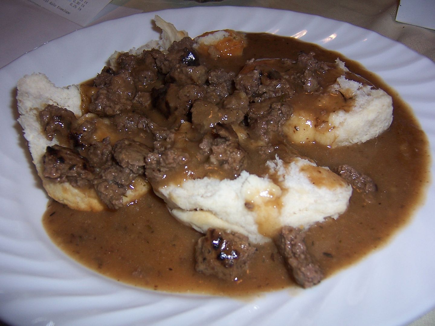 Cassie’s Ruminations » Blog Archive » Biscuits and Hamburger Gravy