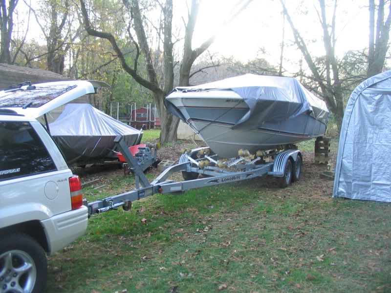 1111TrailerUnderBoat001.jpg