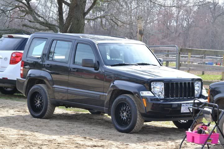 Jeep Liberty 2012 Black Rims