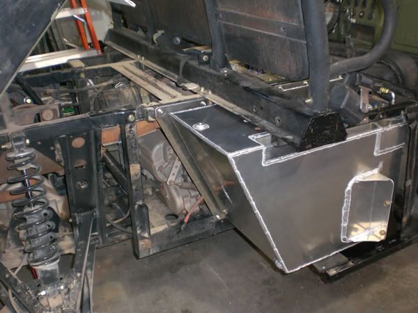 polaris ranger fuel tank size