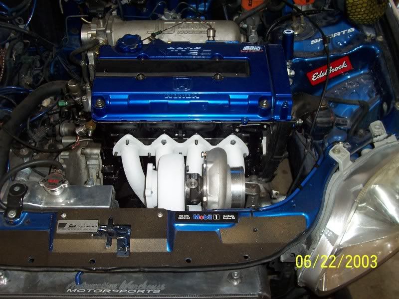 http://i29.photobucket.com/albums/c262/b18ctrb2/Enginetopmount.jpg