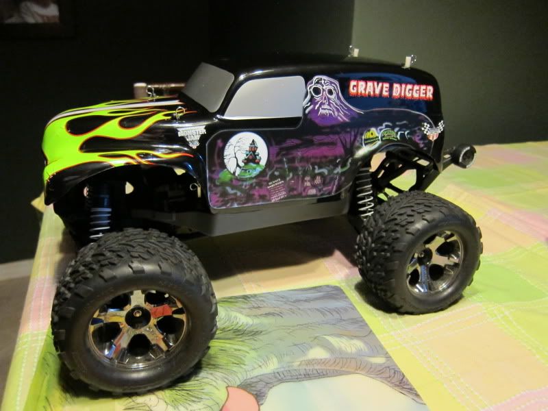 stampede grave digger body