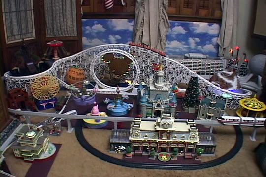 disneyland resort monorail playset