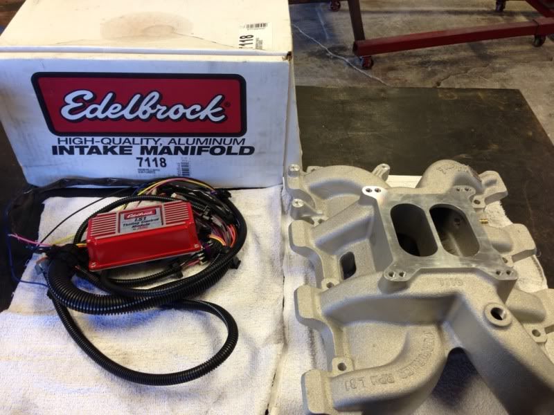 Edelbrock 7118 Performer RPM LS1 Carbureted Intake kit Pirate4x4