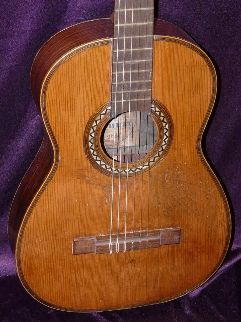 Guitare espagnole Ramon Redueyo Guitare espagnole Ramon Redueyo