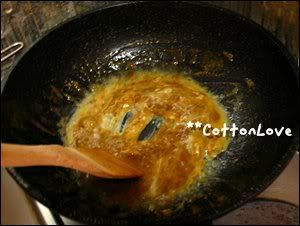  ข้าวราดแกงกระหรี่ทงคัตสึหน้าไข่ 