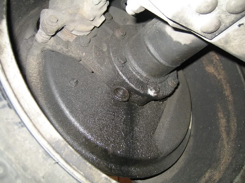 Leak from wheel bearing area Range Rovers Forum