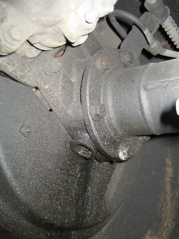 Leak from wheel bearing area Range Rovers Forum