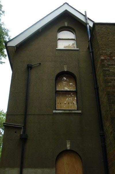 boarded windows photo: lovely arched windows - thoughtfully boarded up on the inside so you can still see them 273_35052387576_2800_n.jpg