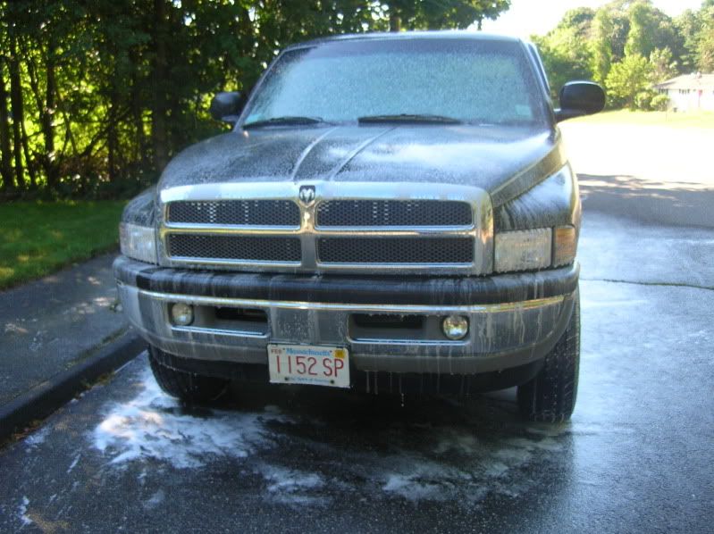 DodgeRamdetail001.jpg