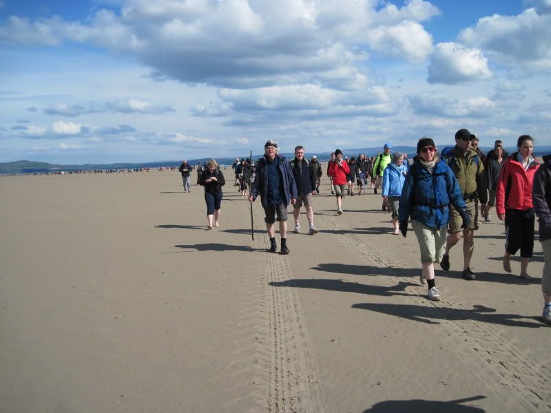 http://i29.photobucket.com/albums/c277/Tags1/Morecambe%20Bay/050jpg.jpg