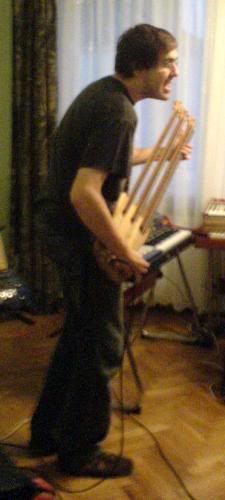 http://i29.photobucket.com/albums/c285/dsmolken/krappy6.jpg