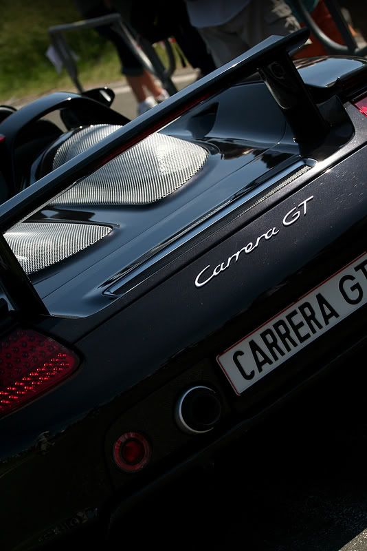 IMAGE: http://i29.photobucket.com/albums/c289/Ferosso/16.jpg