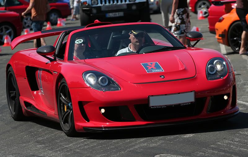 IMAGE: http://i29.photobucket.com/albums/c289/Ferosso/9.jpg