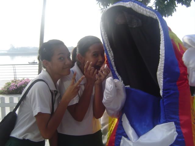 Photobucket - Video and Image Hosting