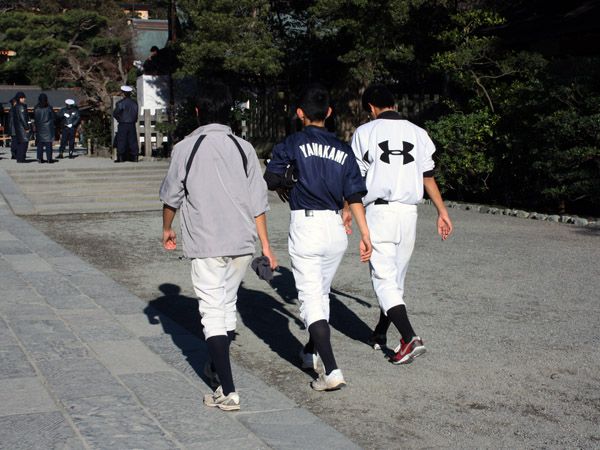  photo Kamakuar_baseballboys_zpsbc7bd9fc.jpg