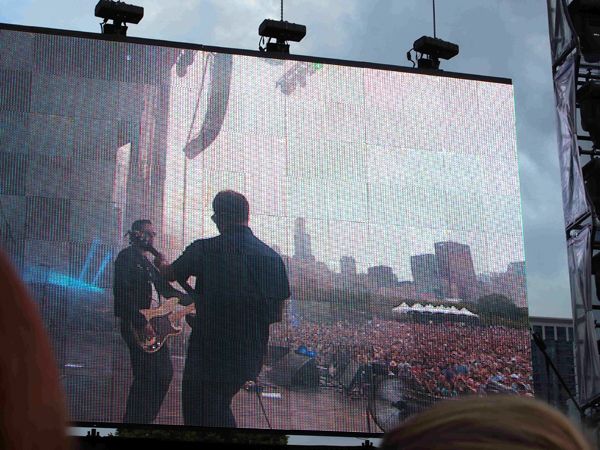  photo lolla_neworder_searstower_zps96d5b2b2.jpg