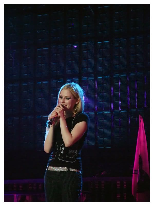 Avril-90.jpg