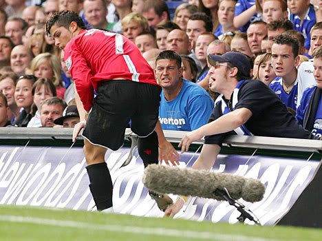 RonaldoEvertonFan_468x350.jpg