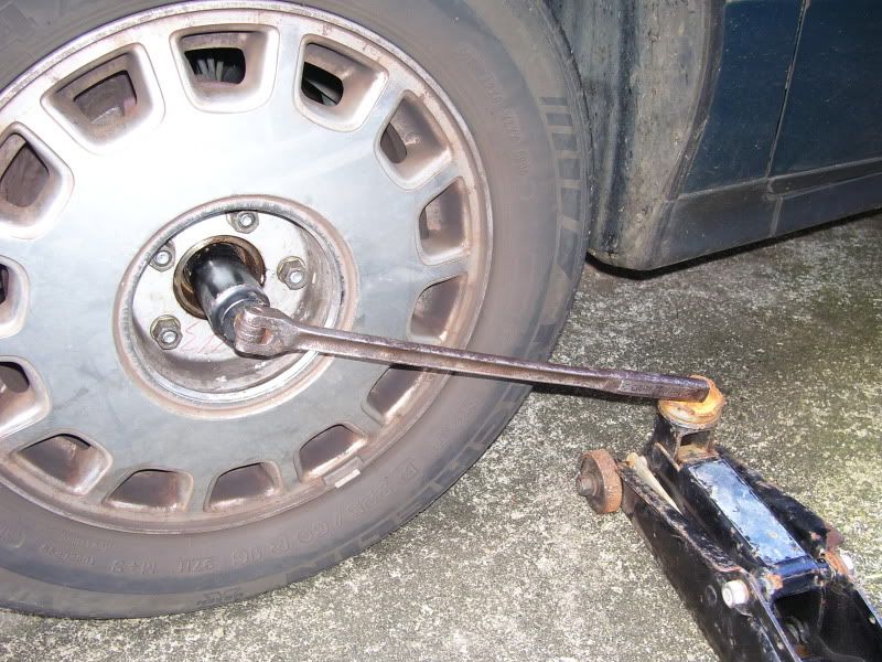 Axle Nut Removal r/Cartalk