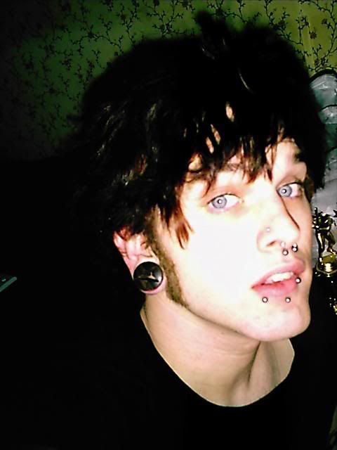 Body Piercing: I used to have my labret piercing