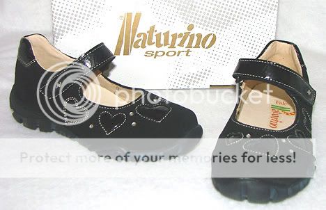 NEW Girls NATURINO Black Heart Mary Janes Shoes 7 23  